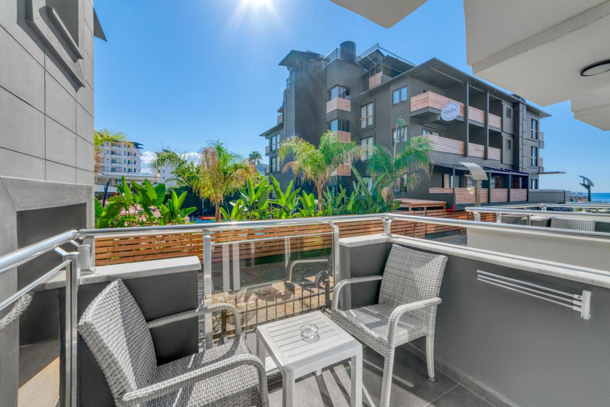Royalisa Palmiye Beach Hotel Adult Only Alanya Exterior photo